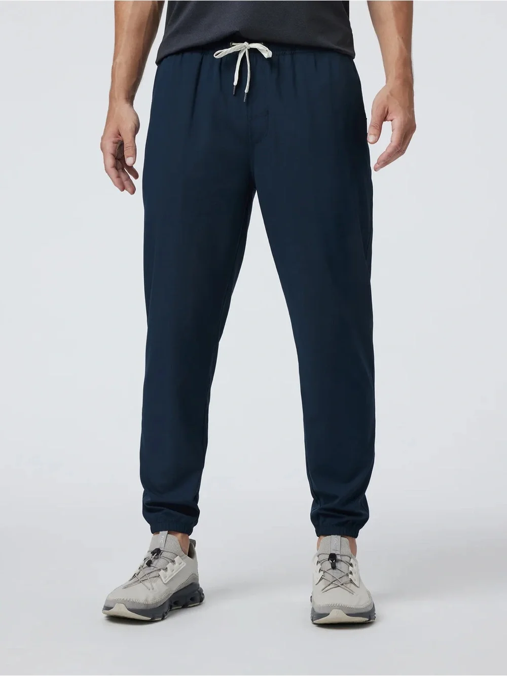 NEW Vuori Men’s Kore Jogger Lined 28” Ink Blue Size M